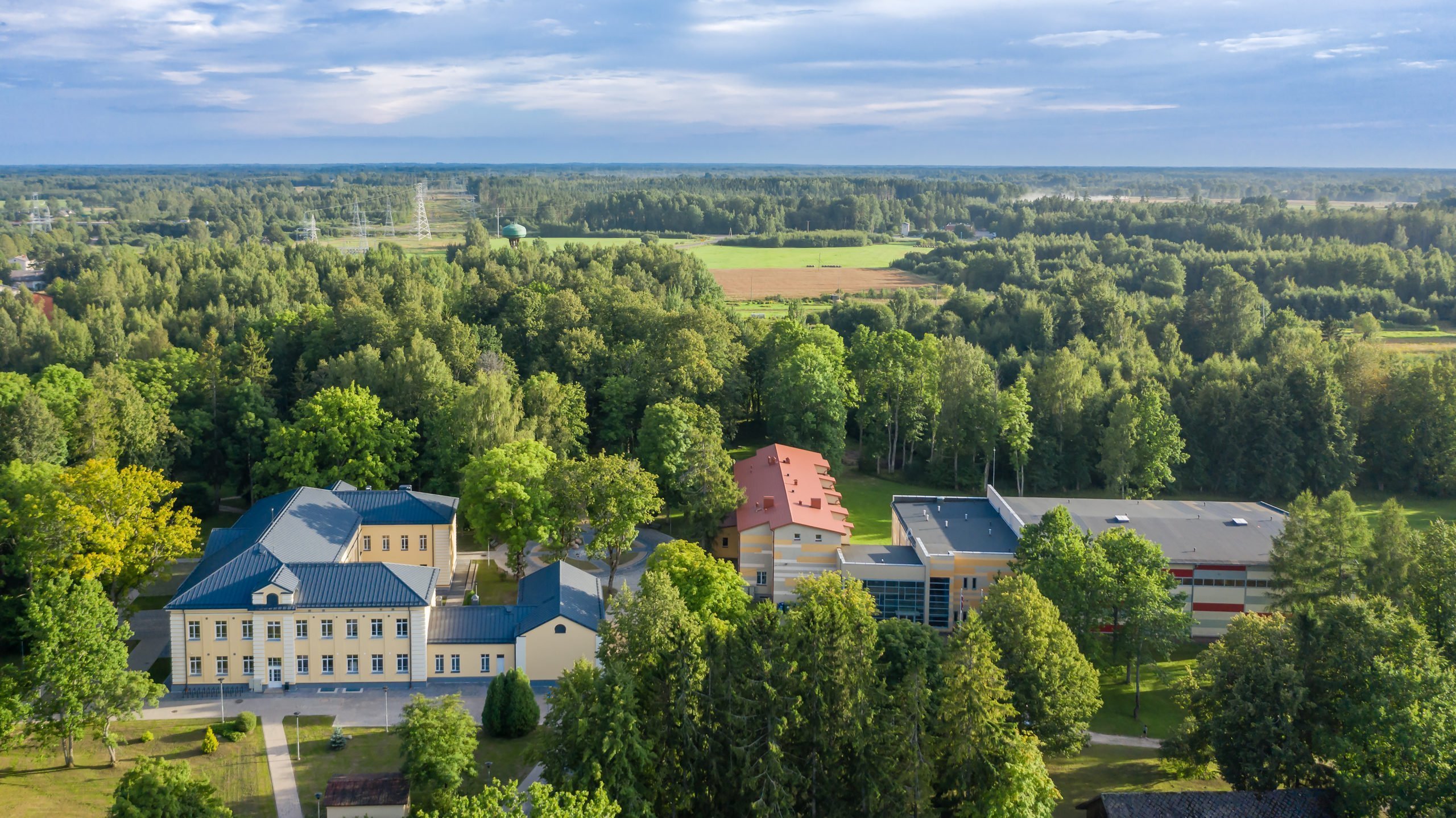 Skates “Gada labākā būve Latvijā 2020” žūrija apmeklēs Alojas Ausekļa vidusskolu